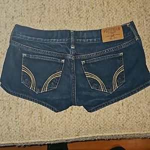 Holister shorts size 24